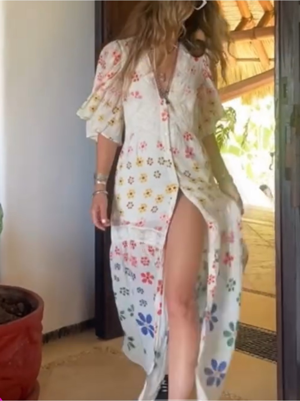 Jen’s Pirate Booty Muse Maxi Dress in Rainbow Watercolor Daisy Print Medium $279 - Picture 4 of 16